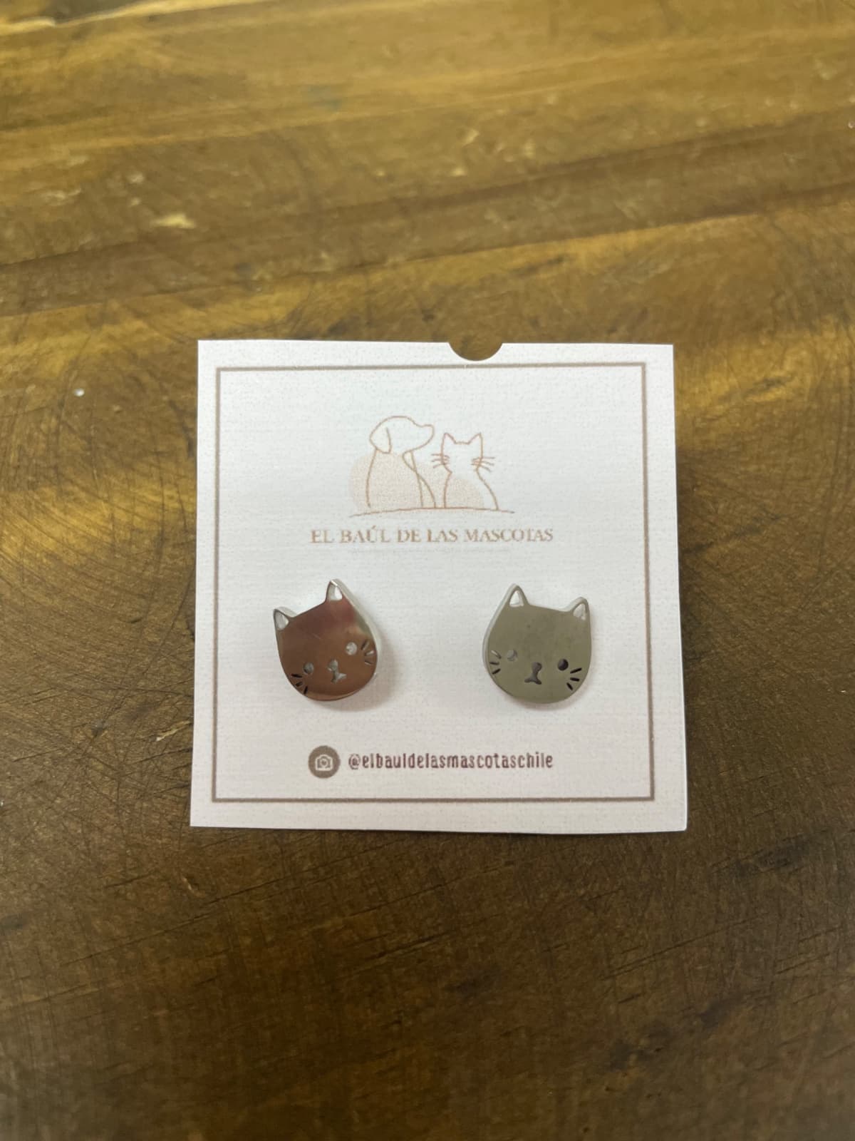 Aros carita gatito plateado