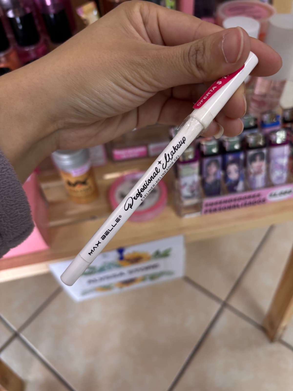 Delineador blanco en gel 