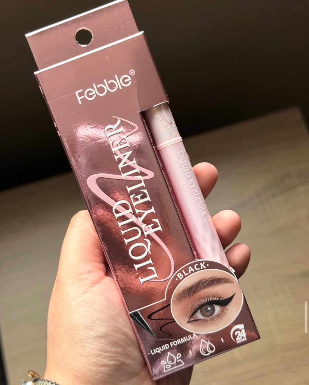 Delineador de ojos febble