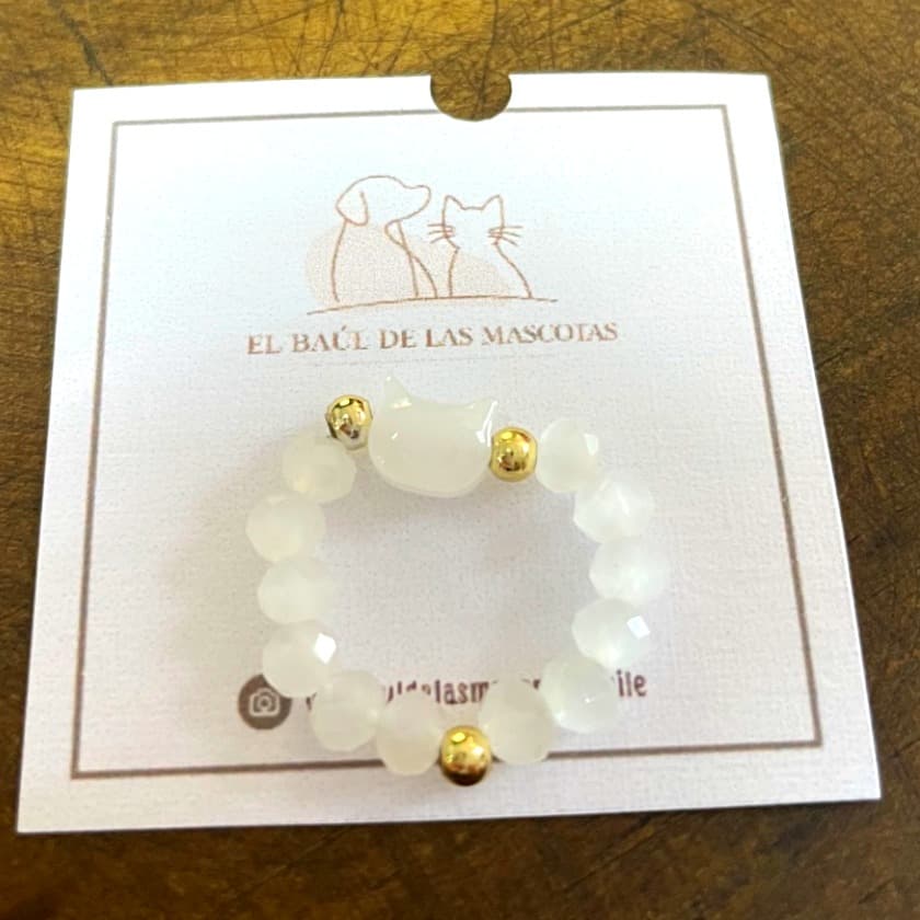 Anillo pelotitas blancas 