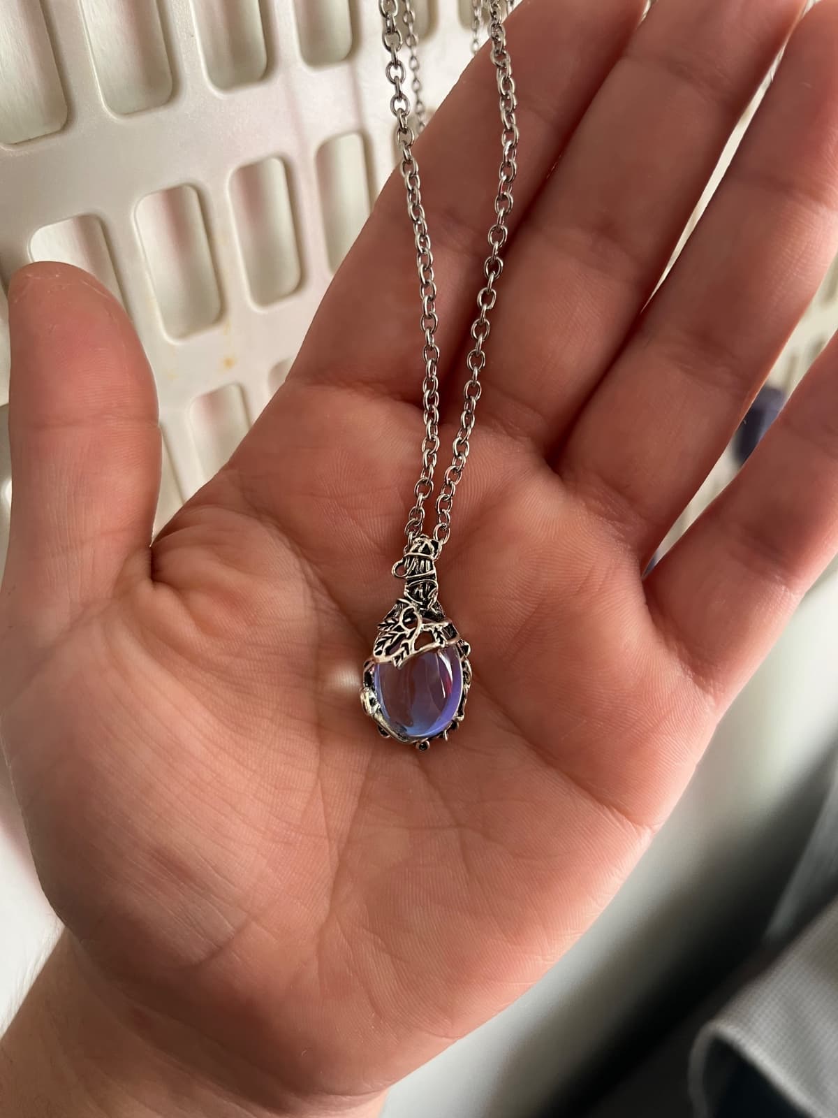 collar piedra tornasol