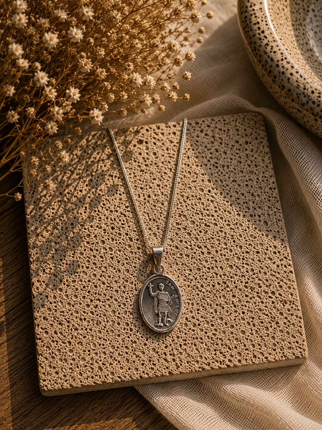Collar San Expedito