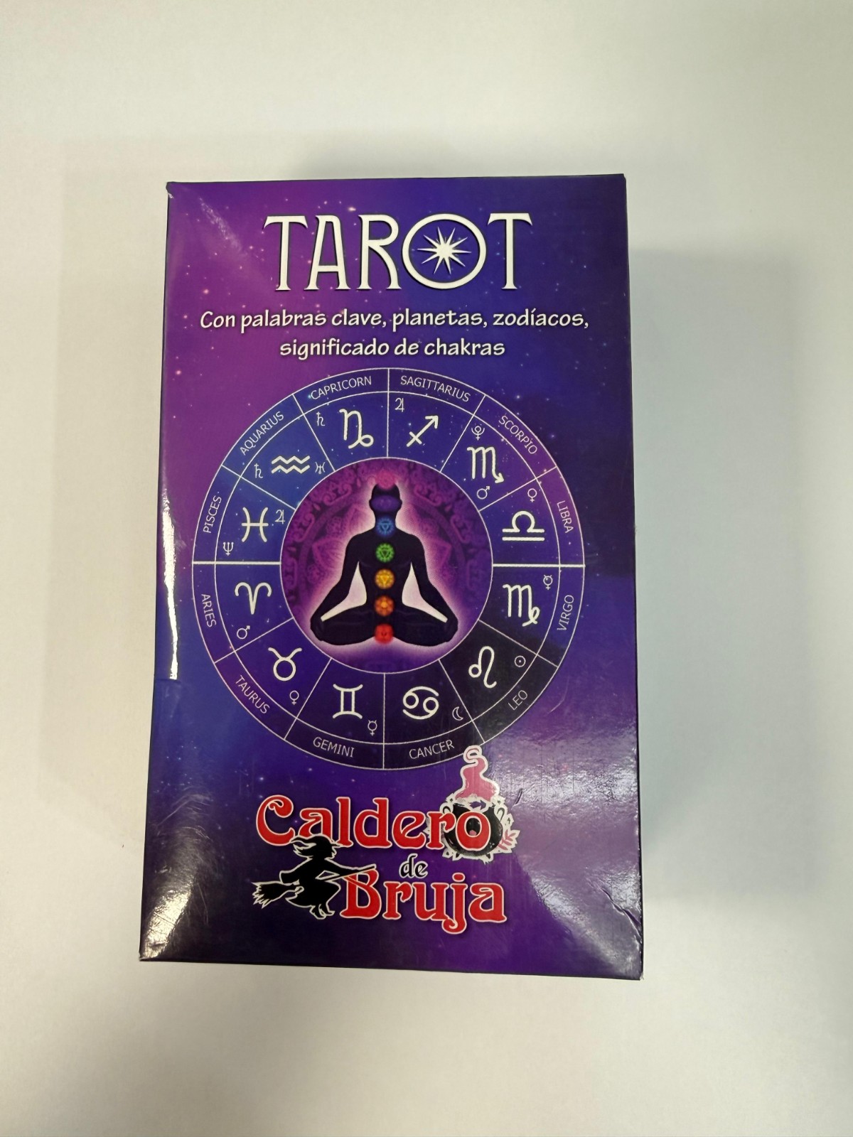 Carta del tarot caldero de brujas