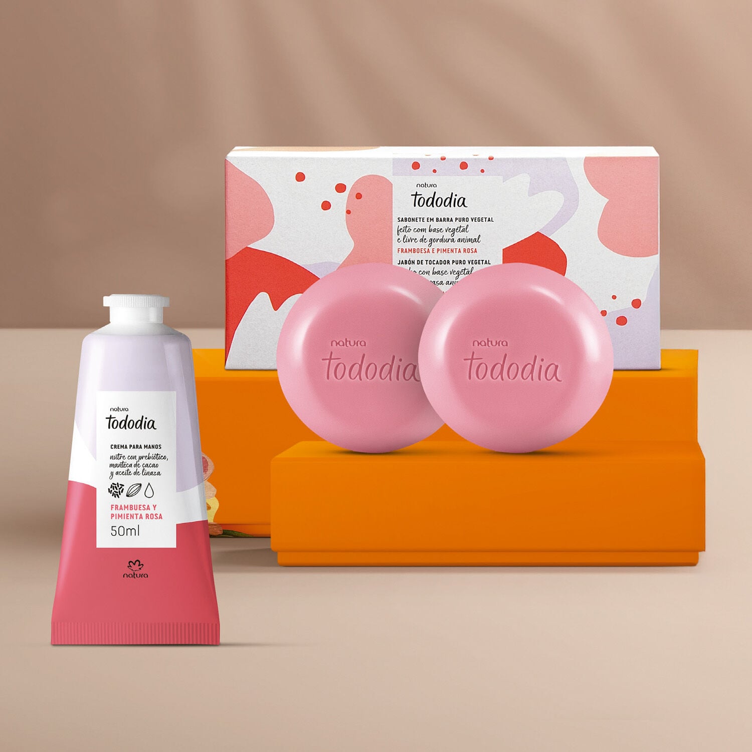 Pack Crema Manos Frambuesas y Pimienta Rosa + 2 Jabones barra  3