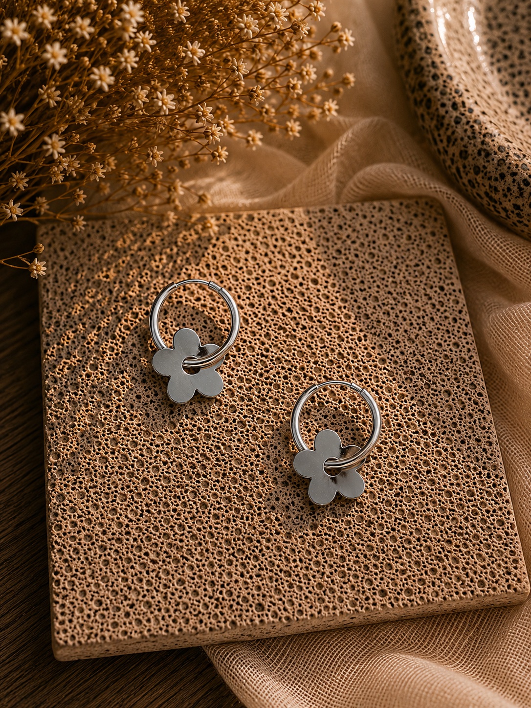 Argollas con Flor 