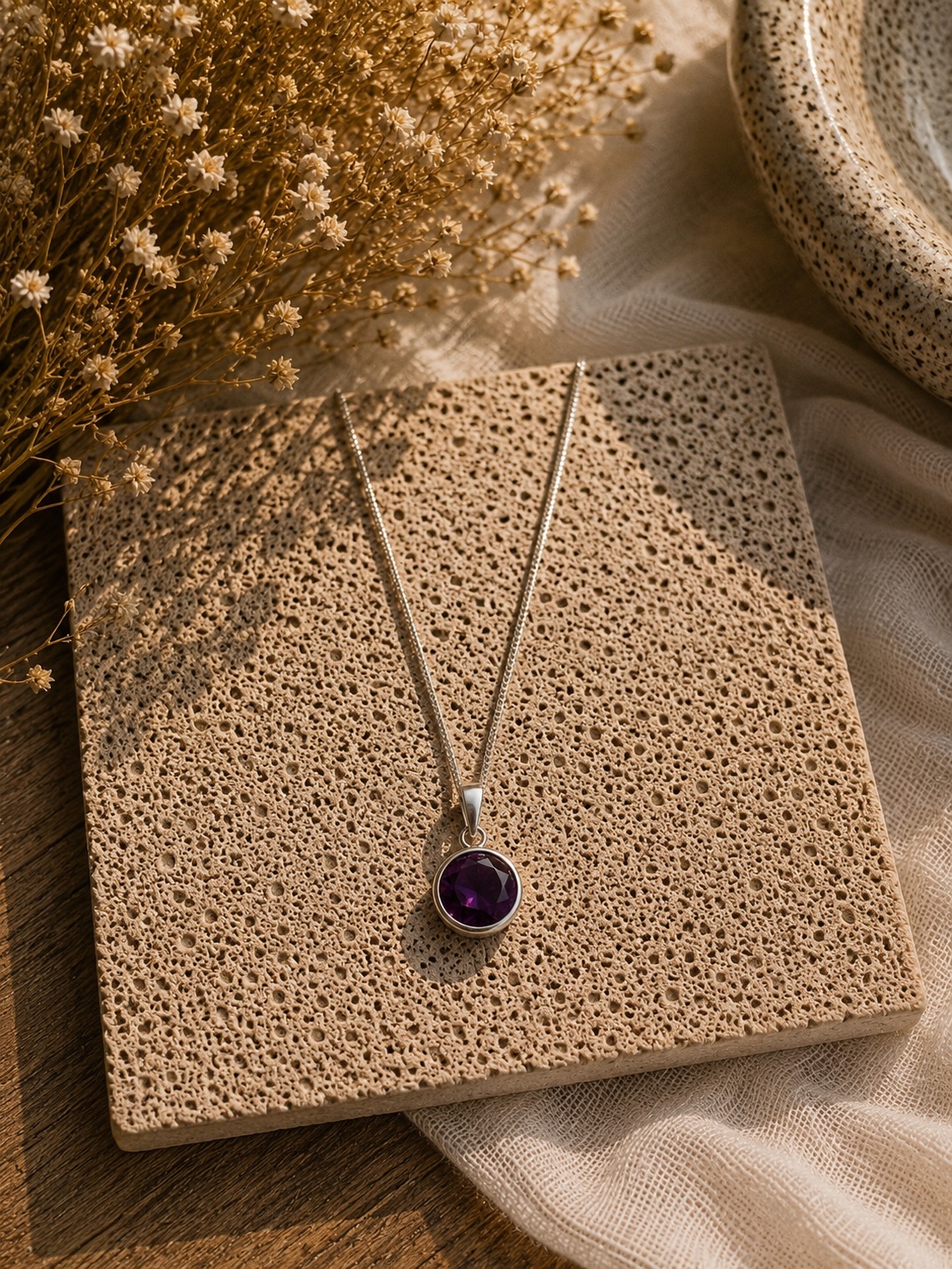 Collar Punto de Luz Lila 