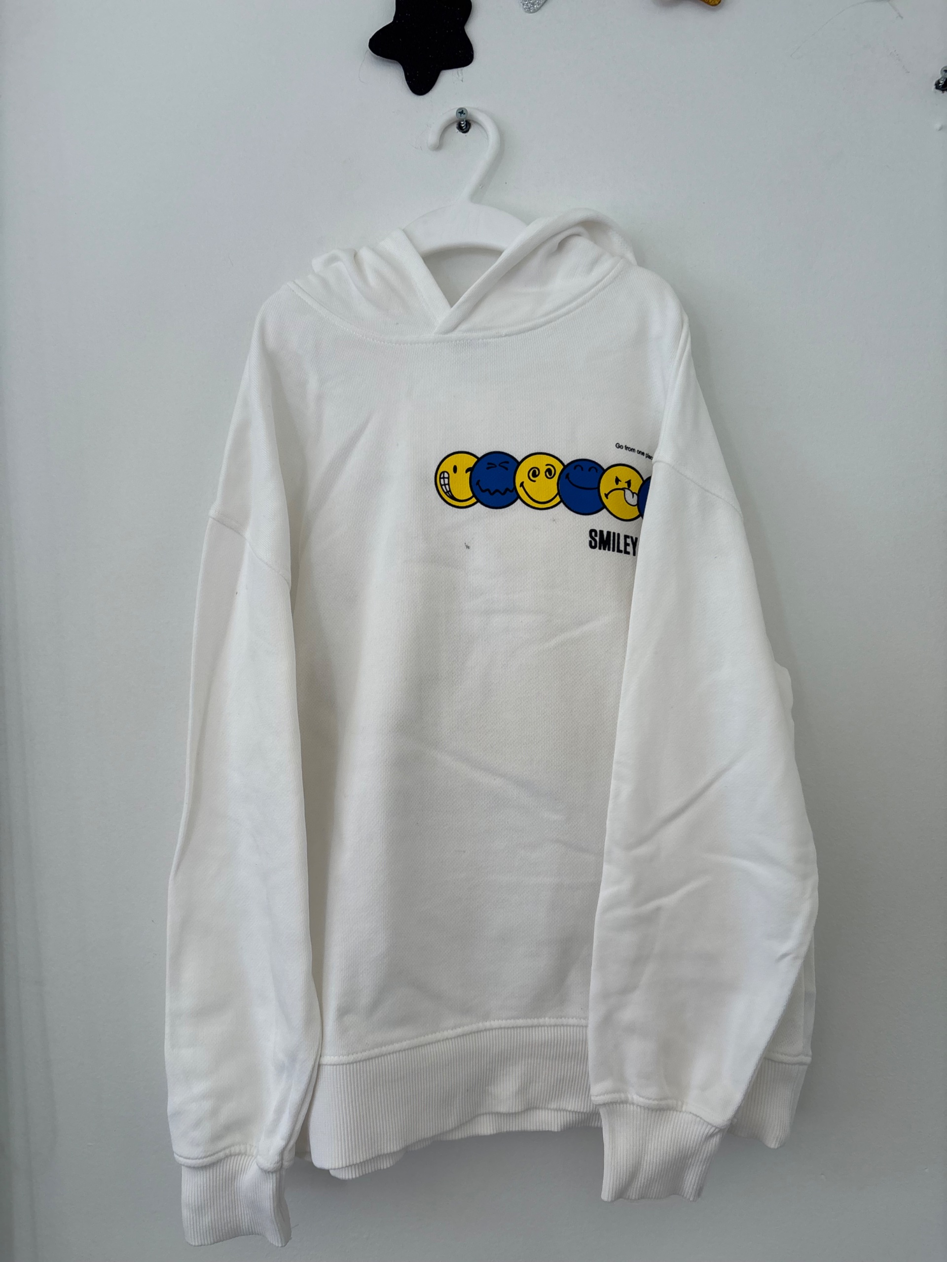 Poleron con gorro blanco ZARA