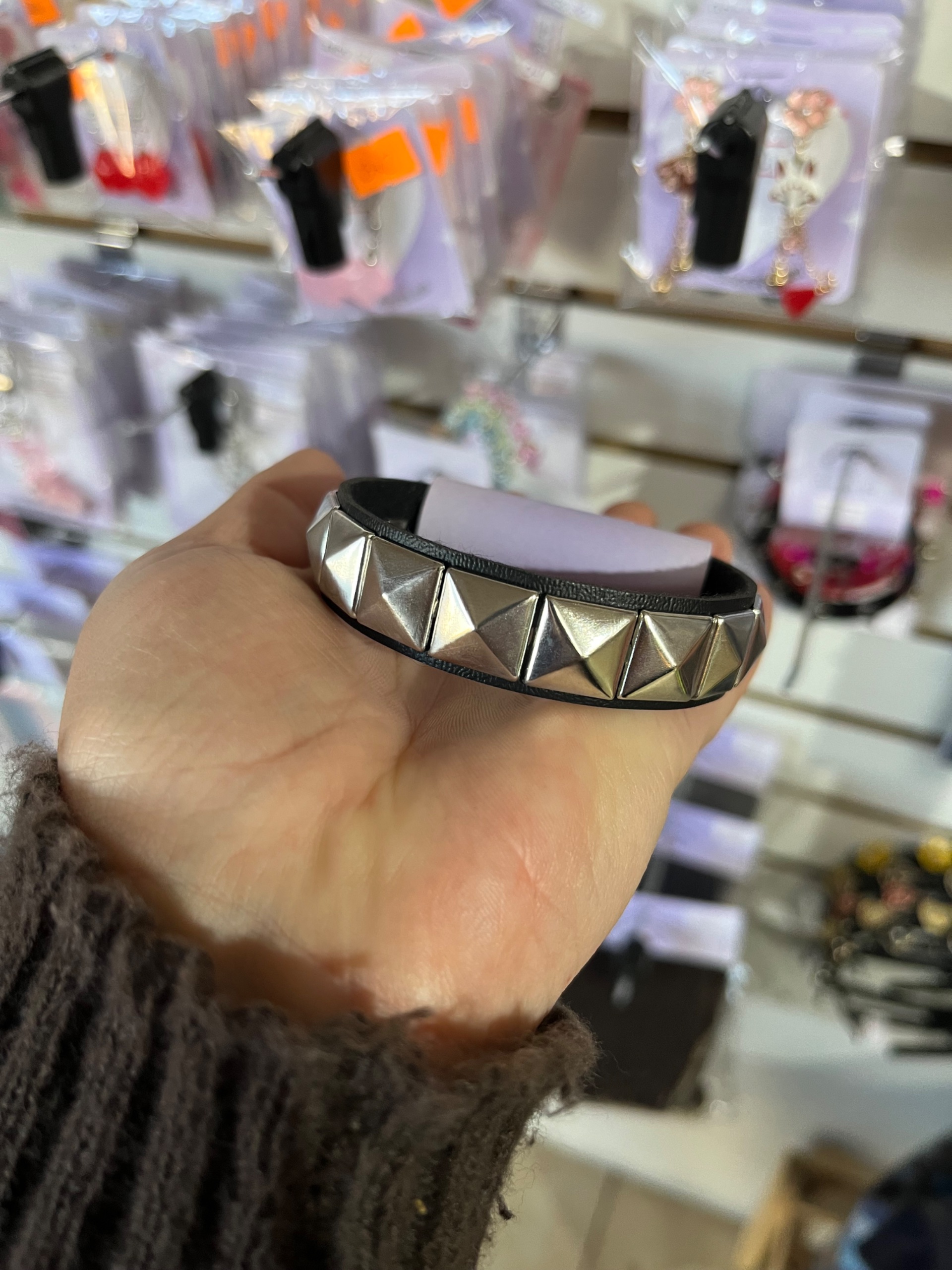pulsera una tacha