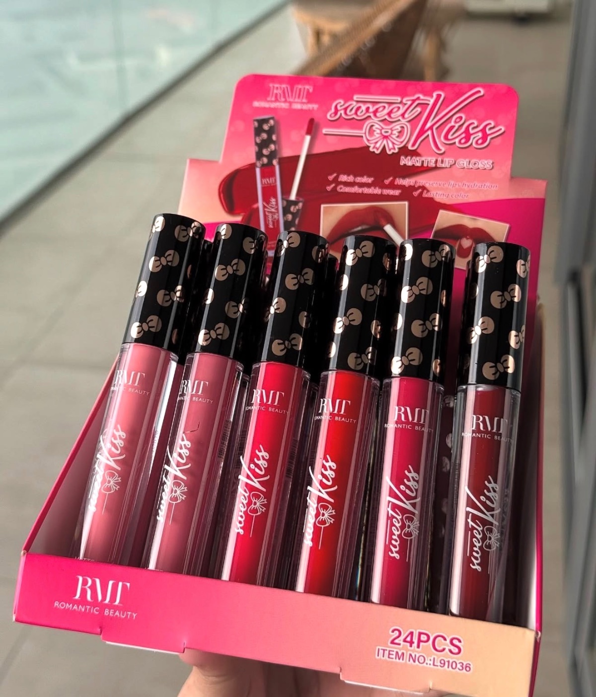 Labial matte