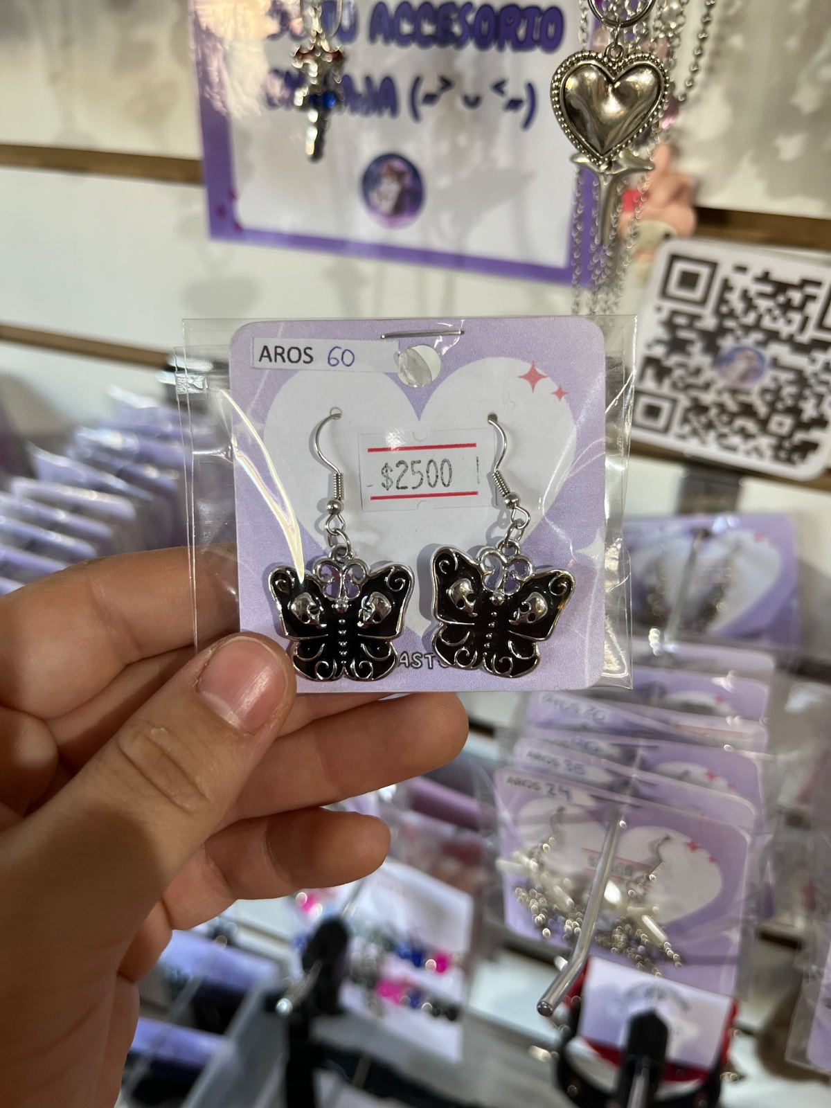aros mariposas negras
