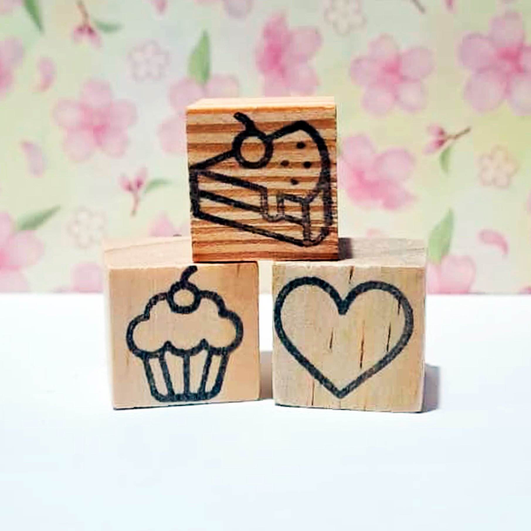 Set mini timbres pastelitos y corazón