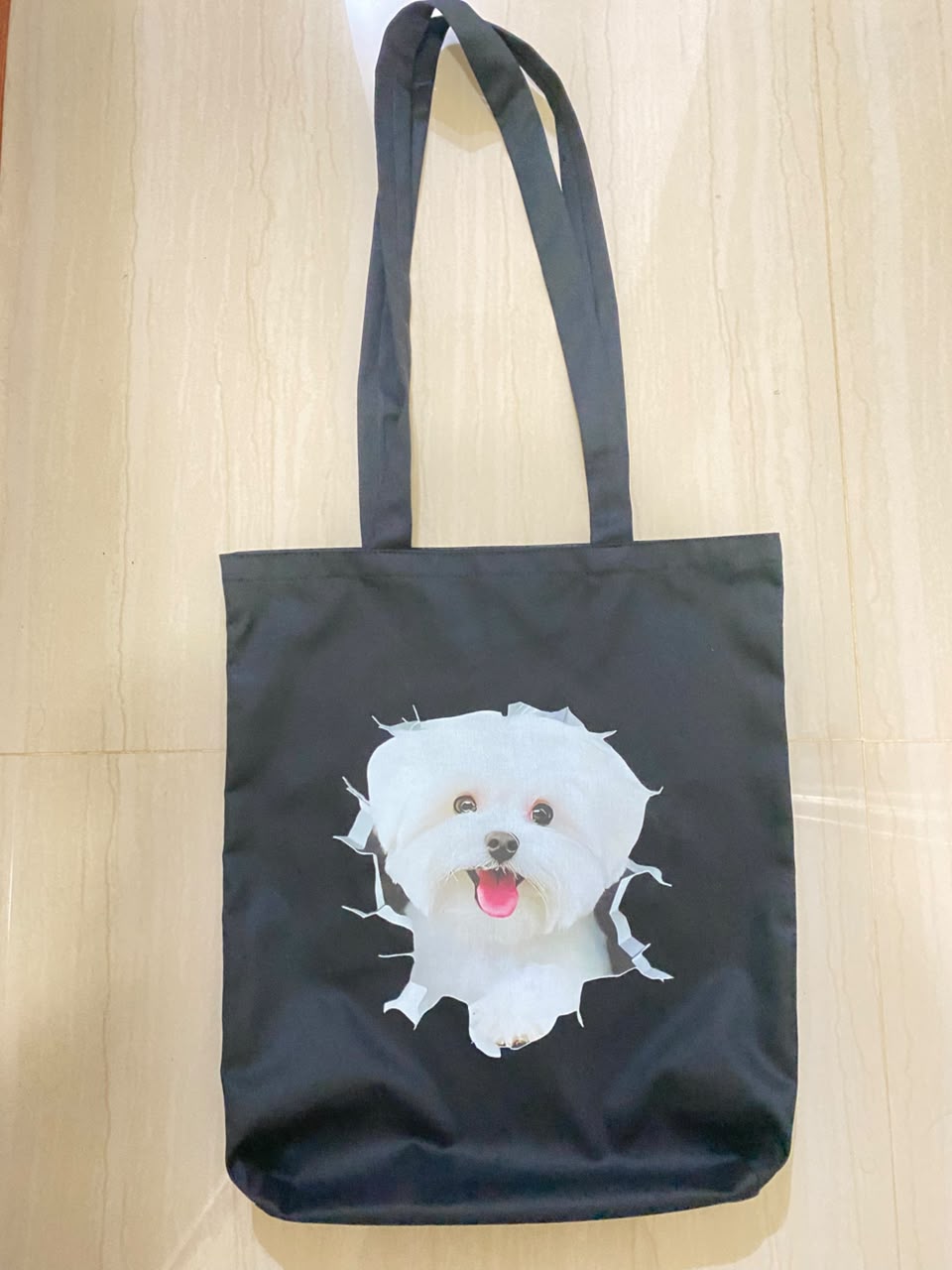 Tote bag