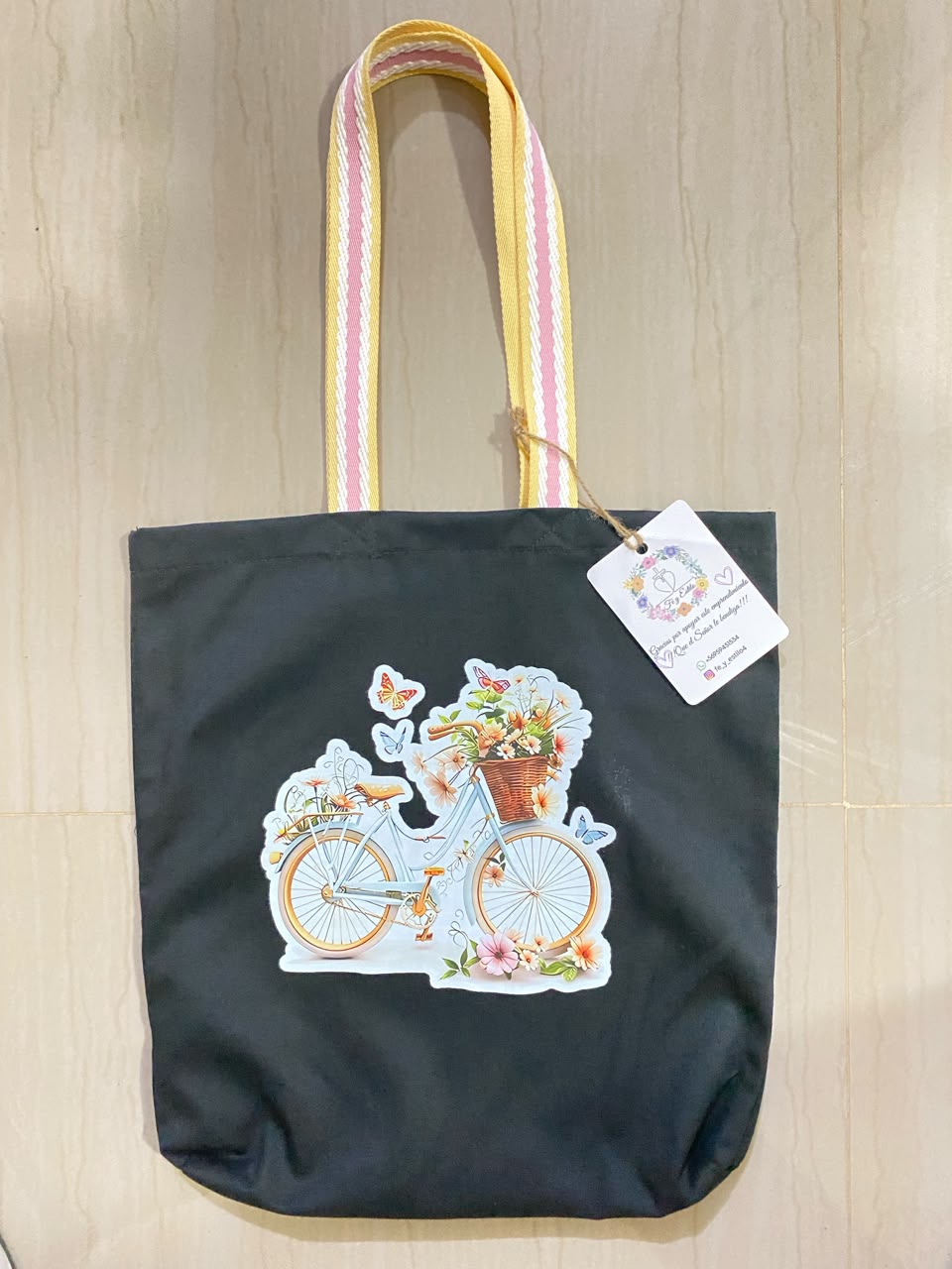 Tote bag